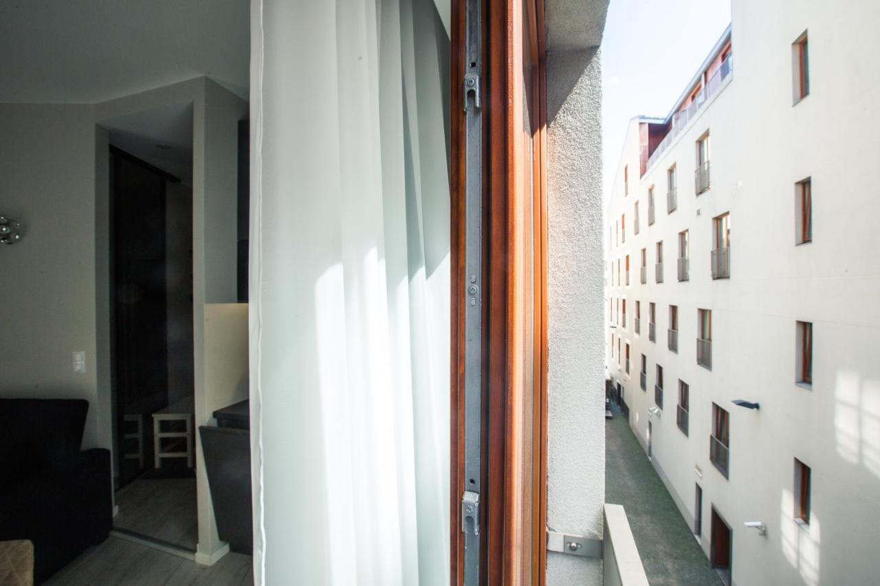 New Modern Studio Apartment In The Old Town Riga Exterior photo