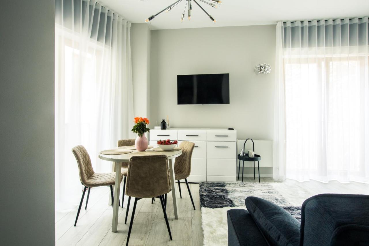 New Modern Studio Apartment In The Old Town Riga Exterior photo